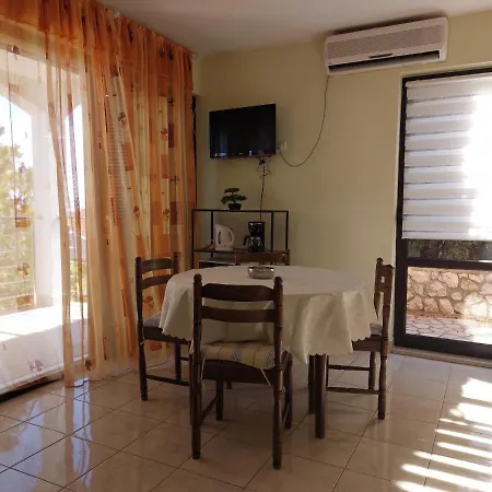 Apartamento Ravni Labin  Exterior foto